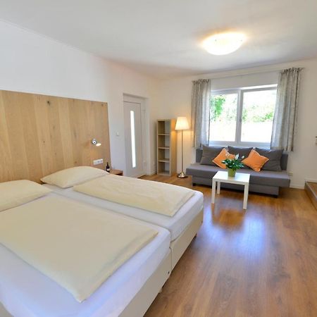 Pension Gambrinus Passau Bagian luar foto