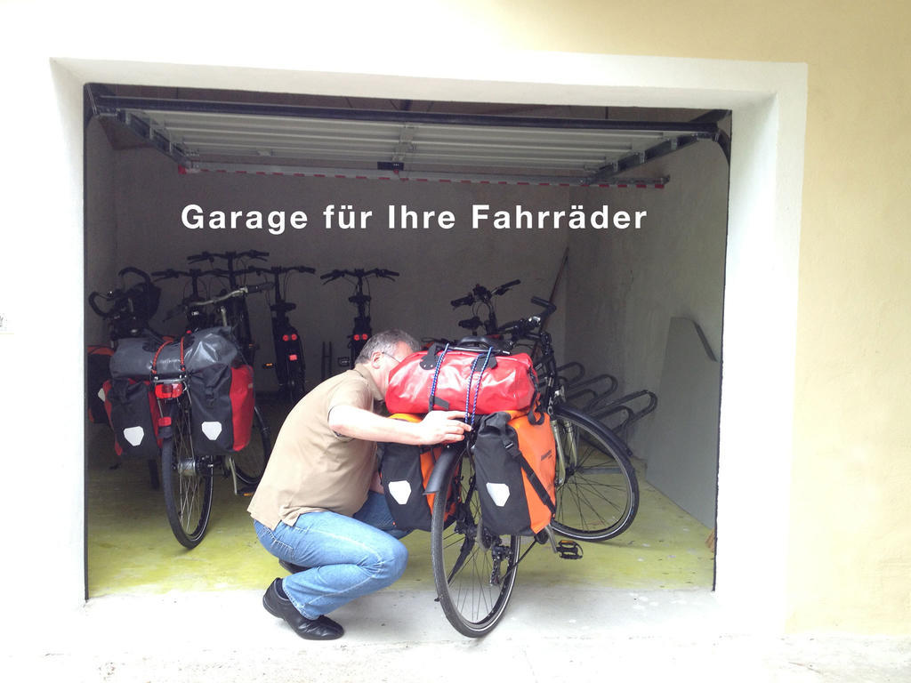 Pension Gambrinus Passau Bagian luar foto